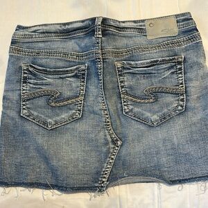 Women’s Silver France Mid Mini Size 28